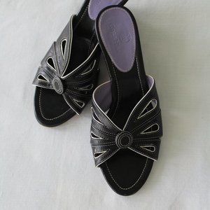 Cole Haan Black Wedge with White Trim Wedge 5 1/2B